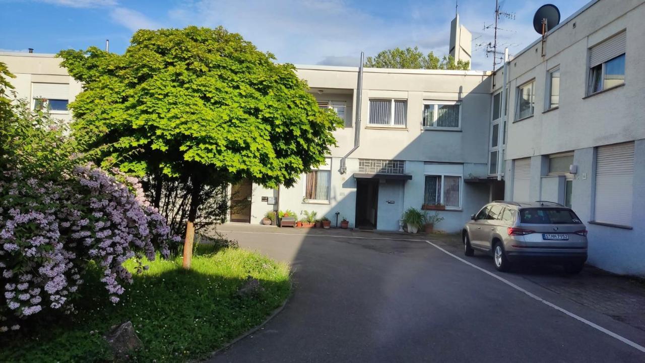 Ferienwohnung Kleine Unterkunft in Stuttgart-Münchfeld Exterior foto